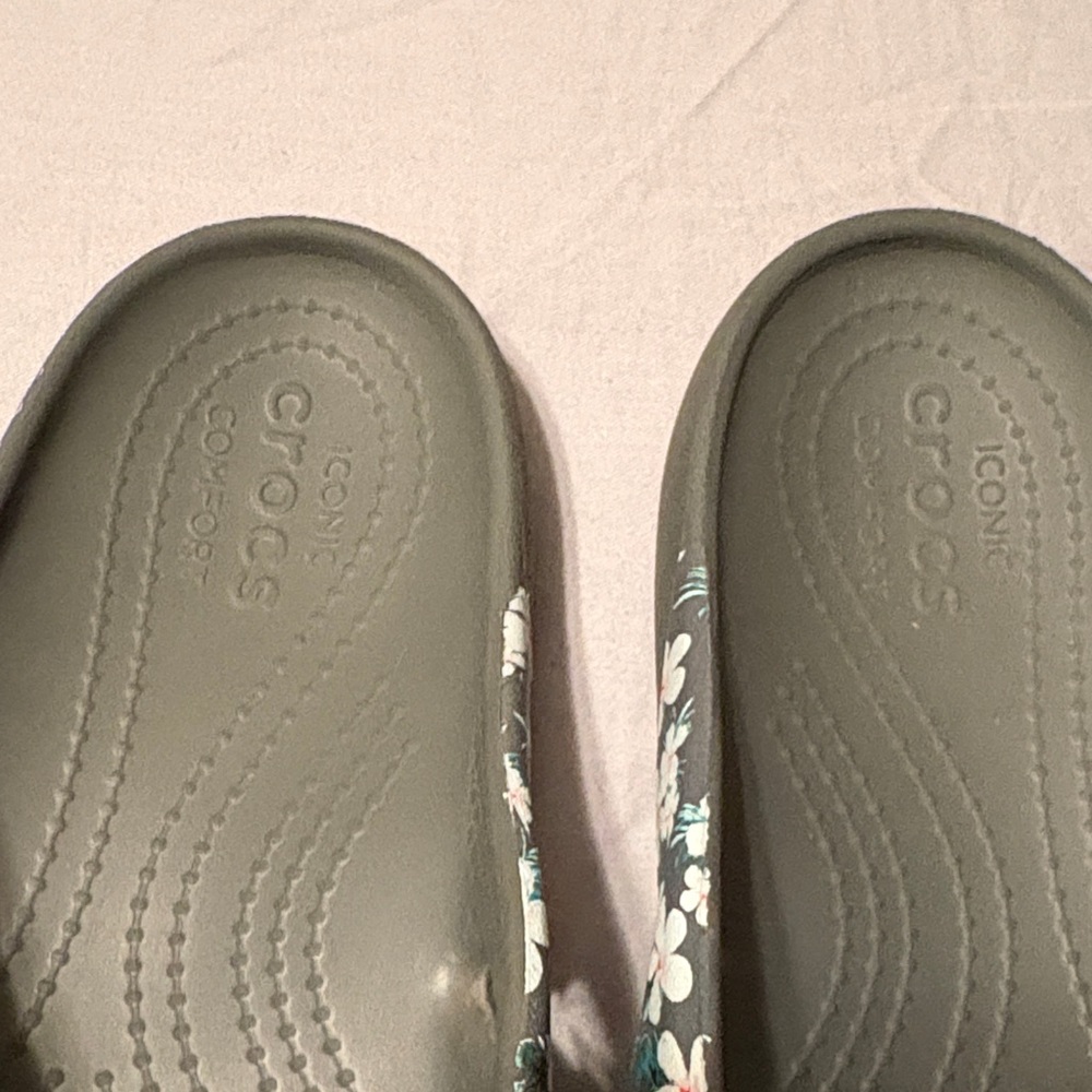 CROCS Gray Floral Slides - Picture 2 of 7